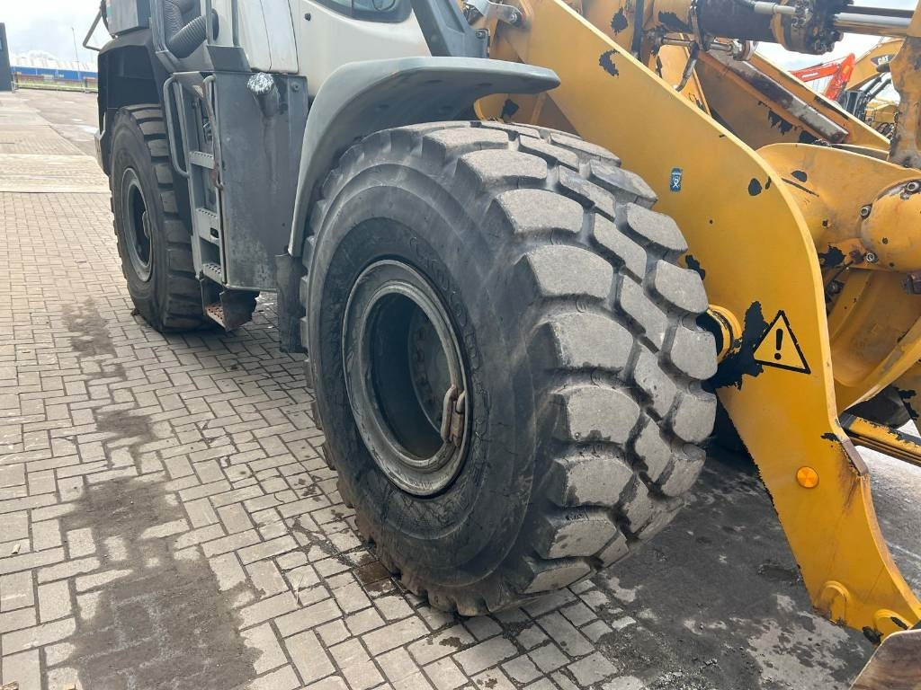 Wheel loader Liebherr L 556 X-Power: picture 24