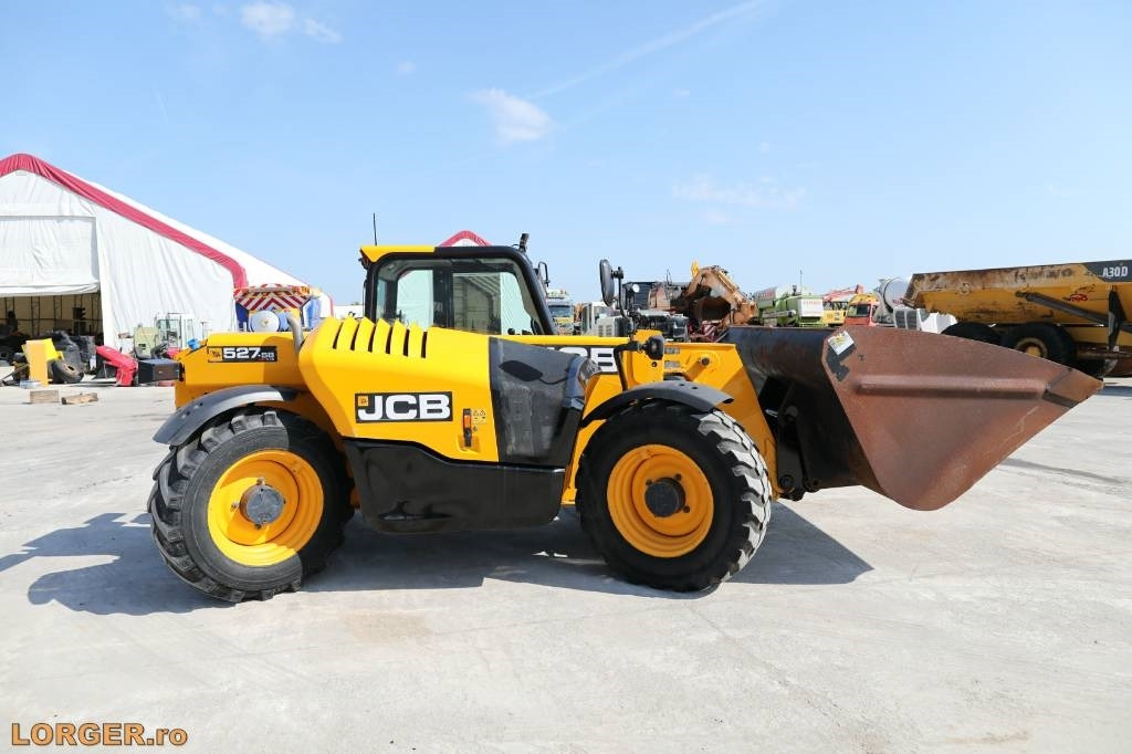 Telescopic handler JCB 527-58 Agri: picture 6