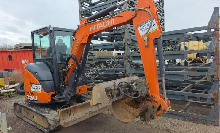 Mini excavator Hitachi ZX33U3: picture 11