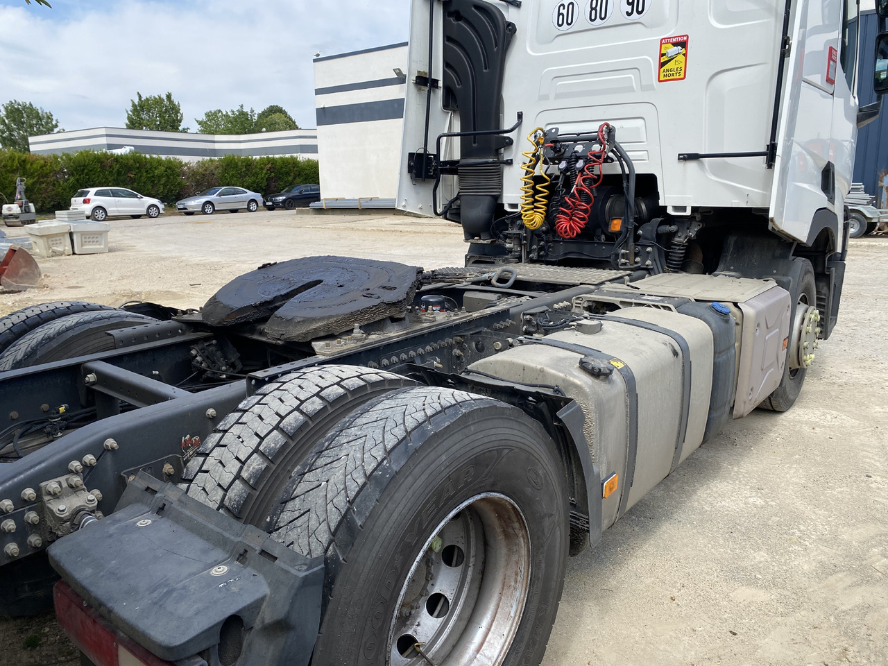 Tractor truck RENAULT T 460: picture 6