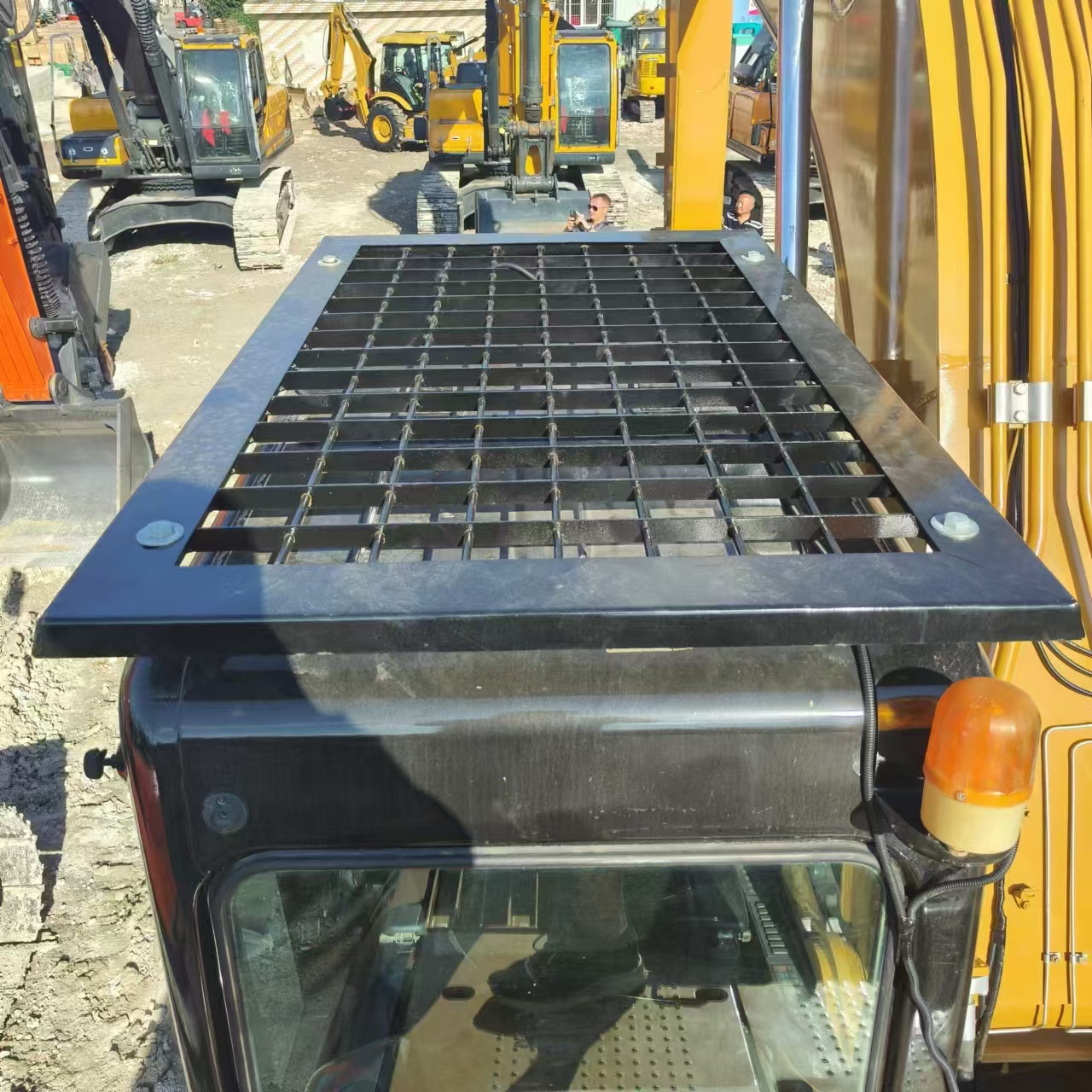 Crawler excavator CATERPILLAR 323D: picture 22 Crawler excavator CATERPILLAR 323D: picture 22