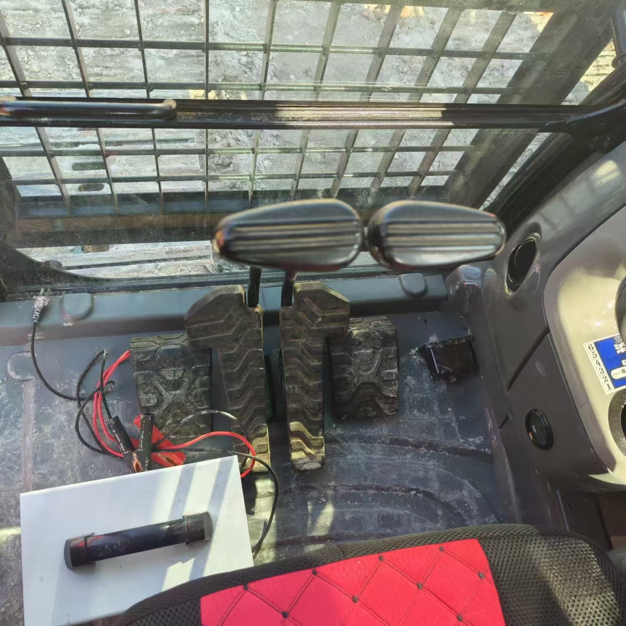 Crawler excavator CATERPILLAR 323D: picture 9 Crawler excavator CATERPILLAR 323D: picture 9