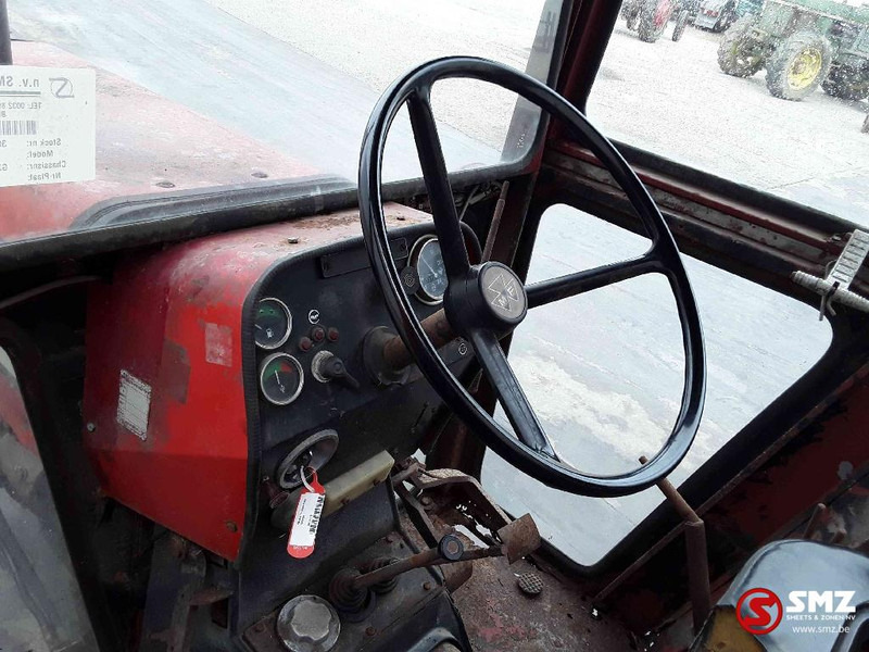 Farm tractor Massey Ferguson 560: picture 9