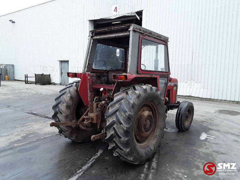 Farm tractor Massey Ferguson 560: picture 12