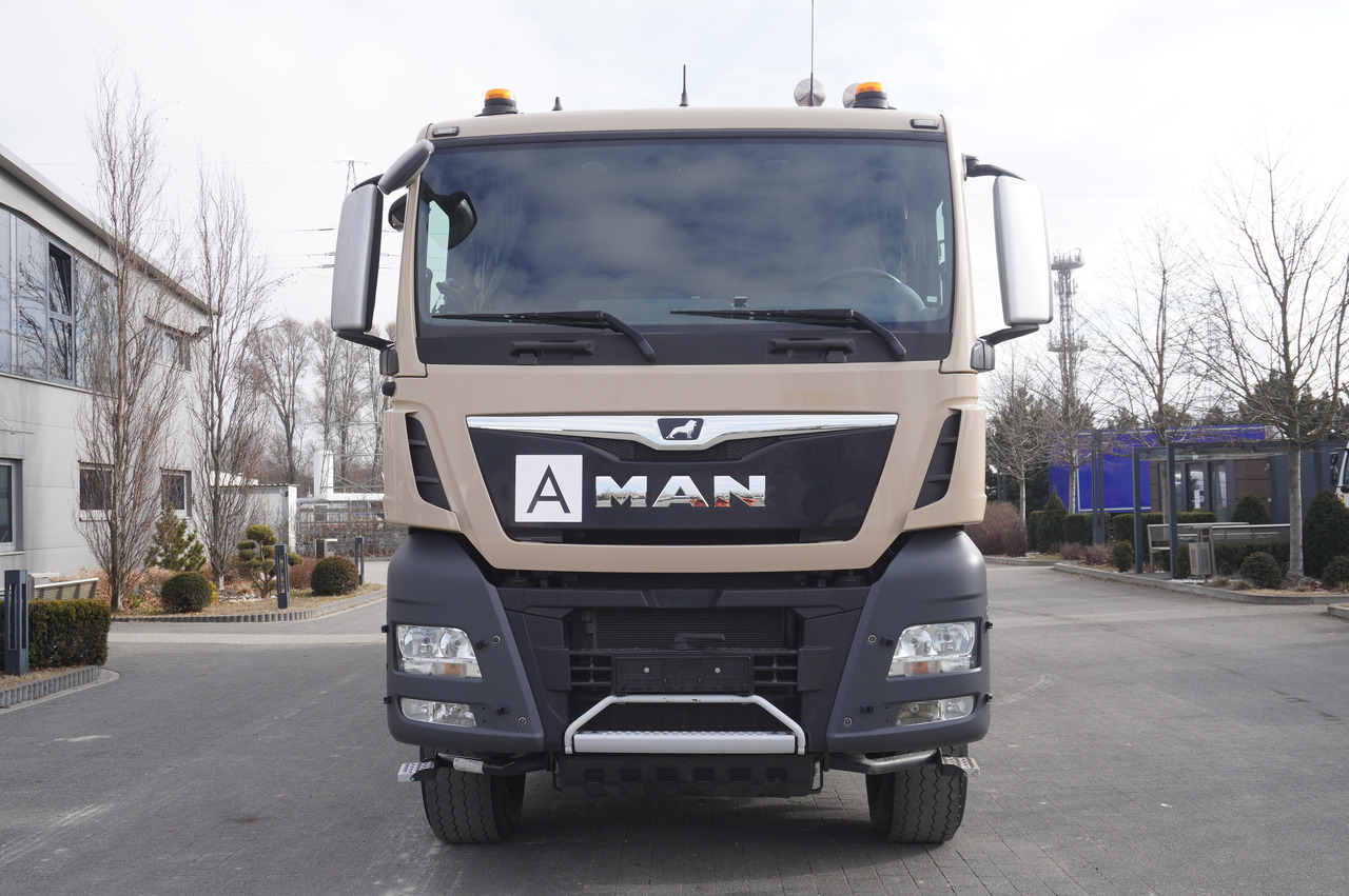 Tipper MAN TGX 33.580 6x4 Tractor unit with semi-trailer Tipper: picture 9