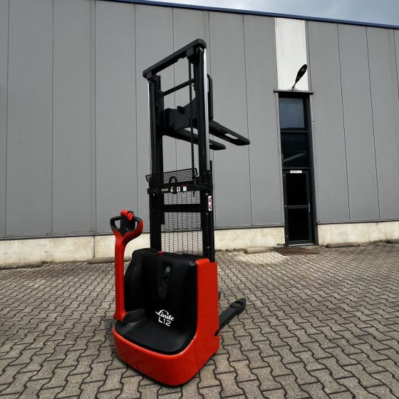 Stacker Linde L12 (1172): picture 11