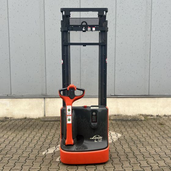 Stacker Linde L12 (1172): picture 13