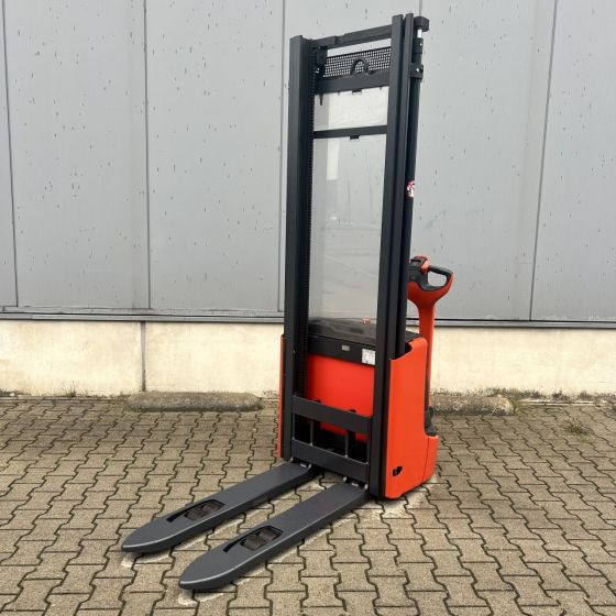 Stacker Linde L12 (1172): picture 12