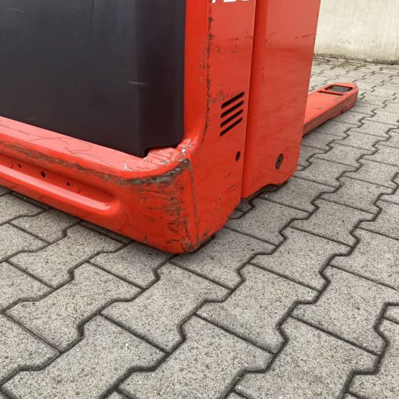 Pallet truck Linde T30 (131): picture 13