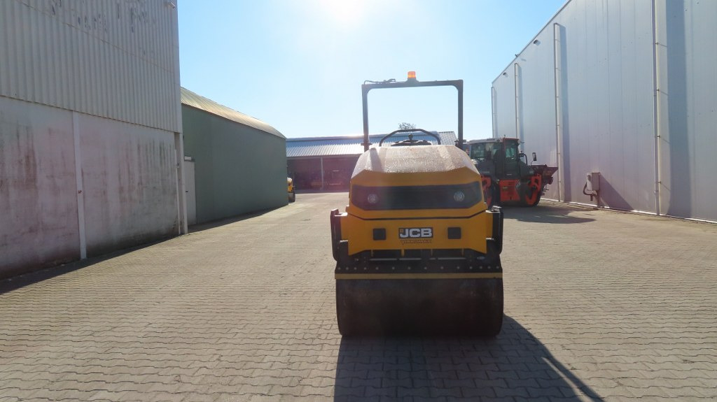 Road roller JCB CT380-130: picture 7 Road roller JCB CT380-130: picture 7