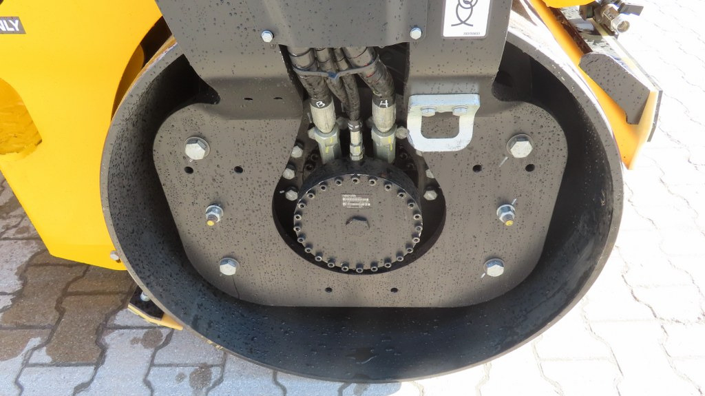 Road roller JCB CT380-130: picture 12 Road roller JCB CT380-130: picture 12