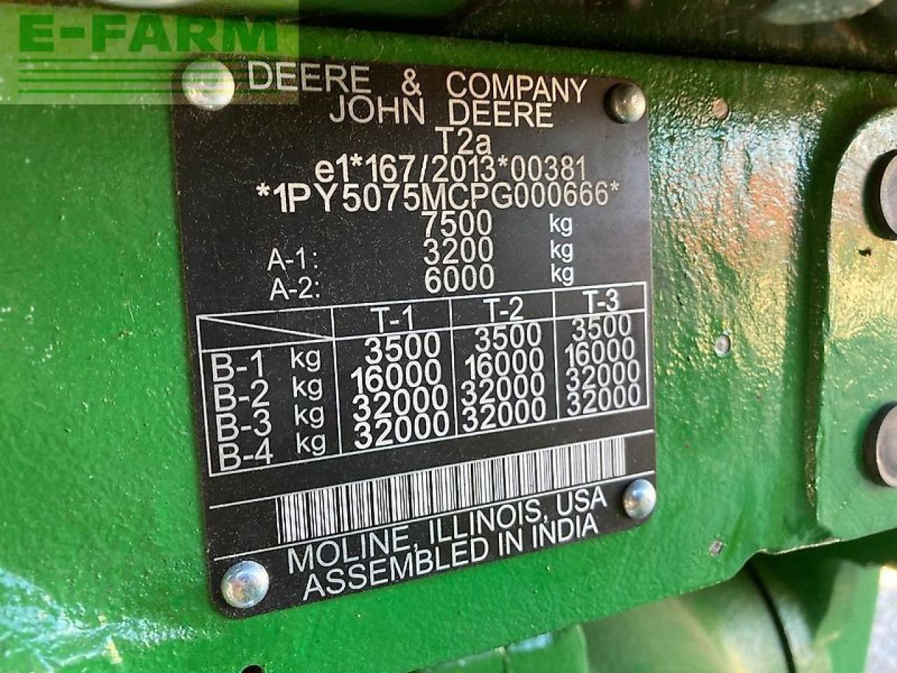 Farm tractor John Deere 5075m: picture 7