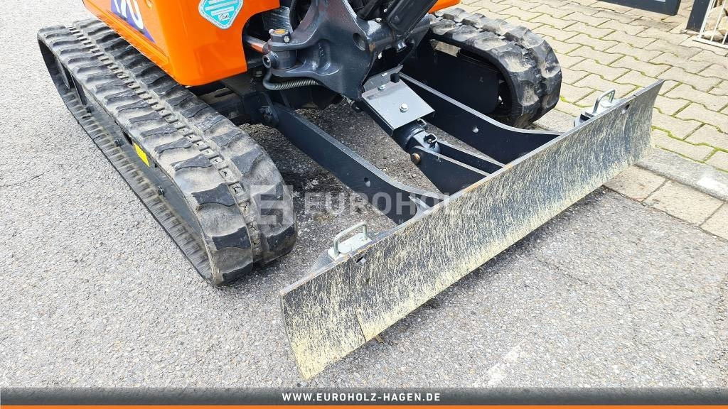 Mini excavator Hitachi ZX 17 U-6: picture 10