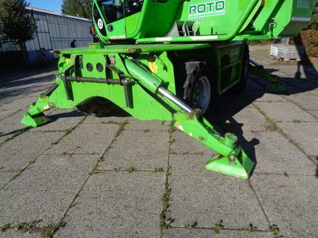 Telescopic handler Merlo ROTO 38.16: picture 6