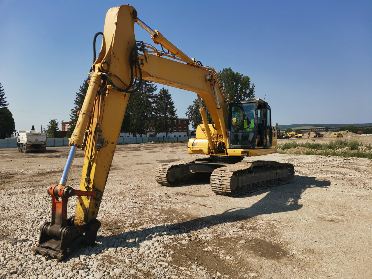 Excavator KOMATSU PC240: picture 7