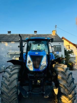 New Farm tractor New Holland T7030: picture 8