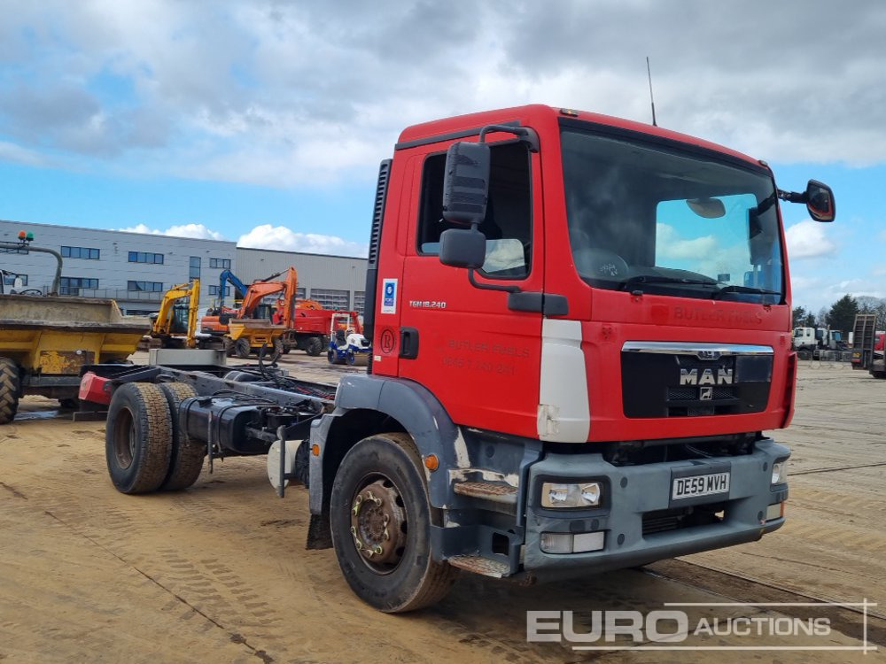 Cab chassis truck 2009 MAN TGM18.240: picture 7