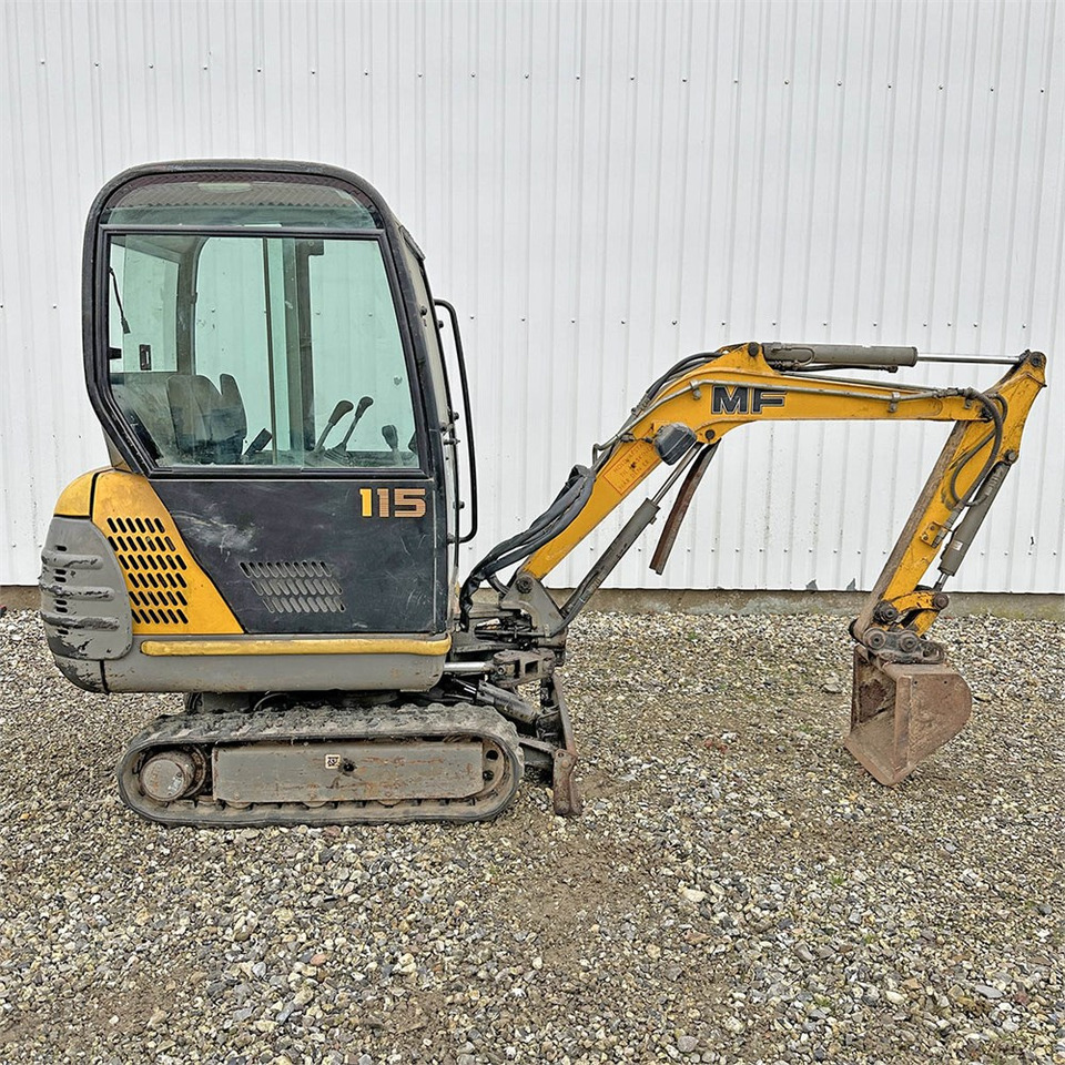 Mini excavator Fermec MF115: picture 8