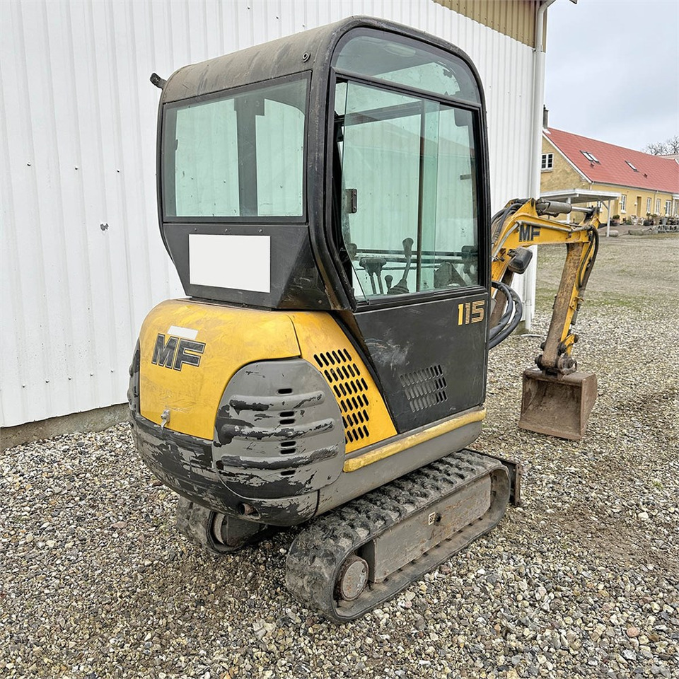 Mini excavator Fermec MF115: picture 7