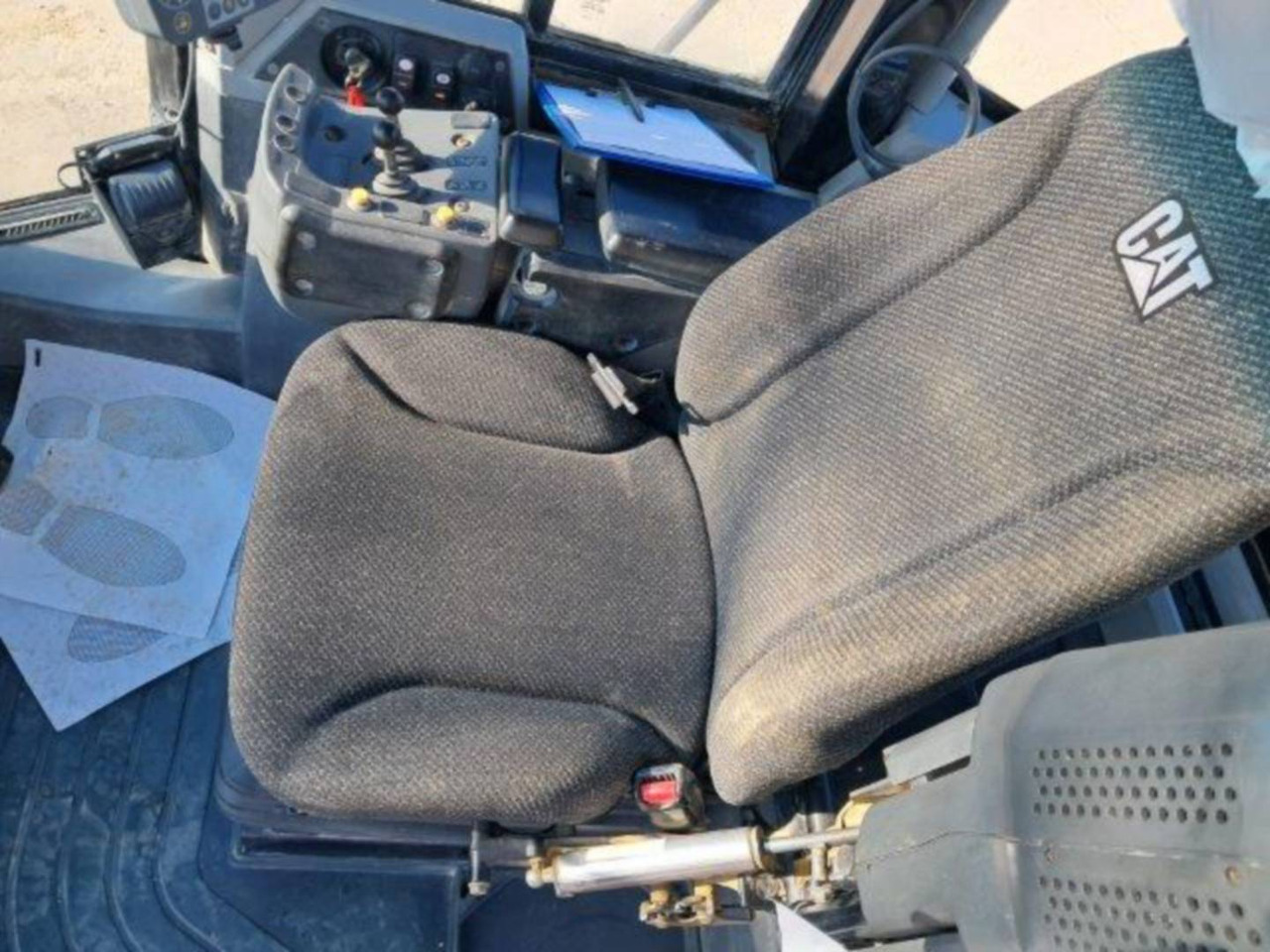 Wheel loader CAT 972K: picture 8 Wheel loader CAT 972K: picture 8