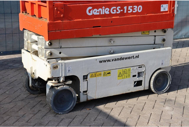 Scissor lift Genie GS1532: picture 9