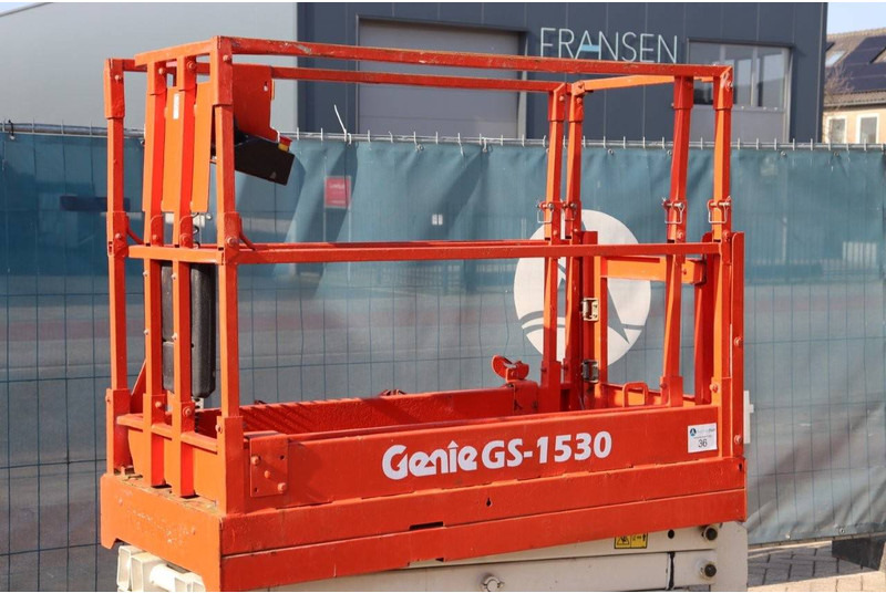 Scissor lift Genie GS1532: picture 10